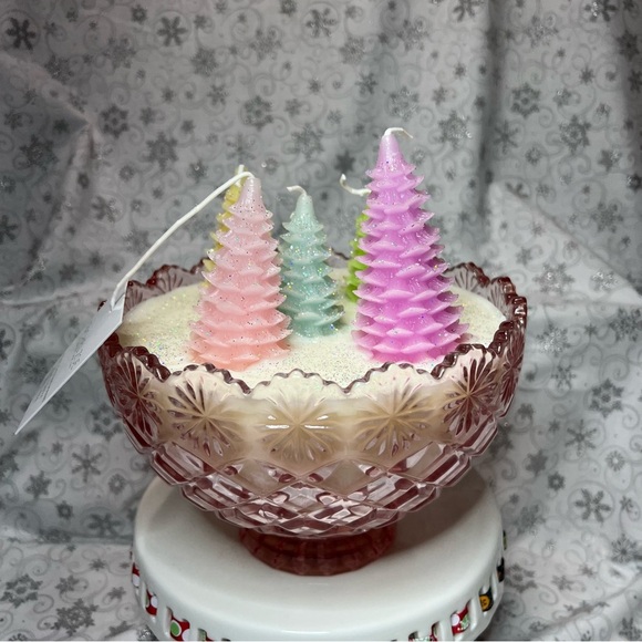 Viral Rachel Zoe Magical Christmas Morning Colorful PIne Tree XL 60 Oz. Candle - Picture 5 of 12